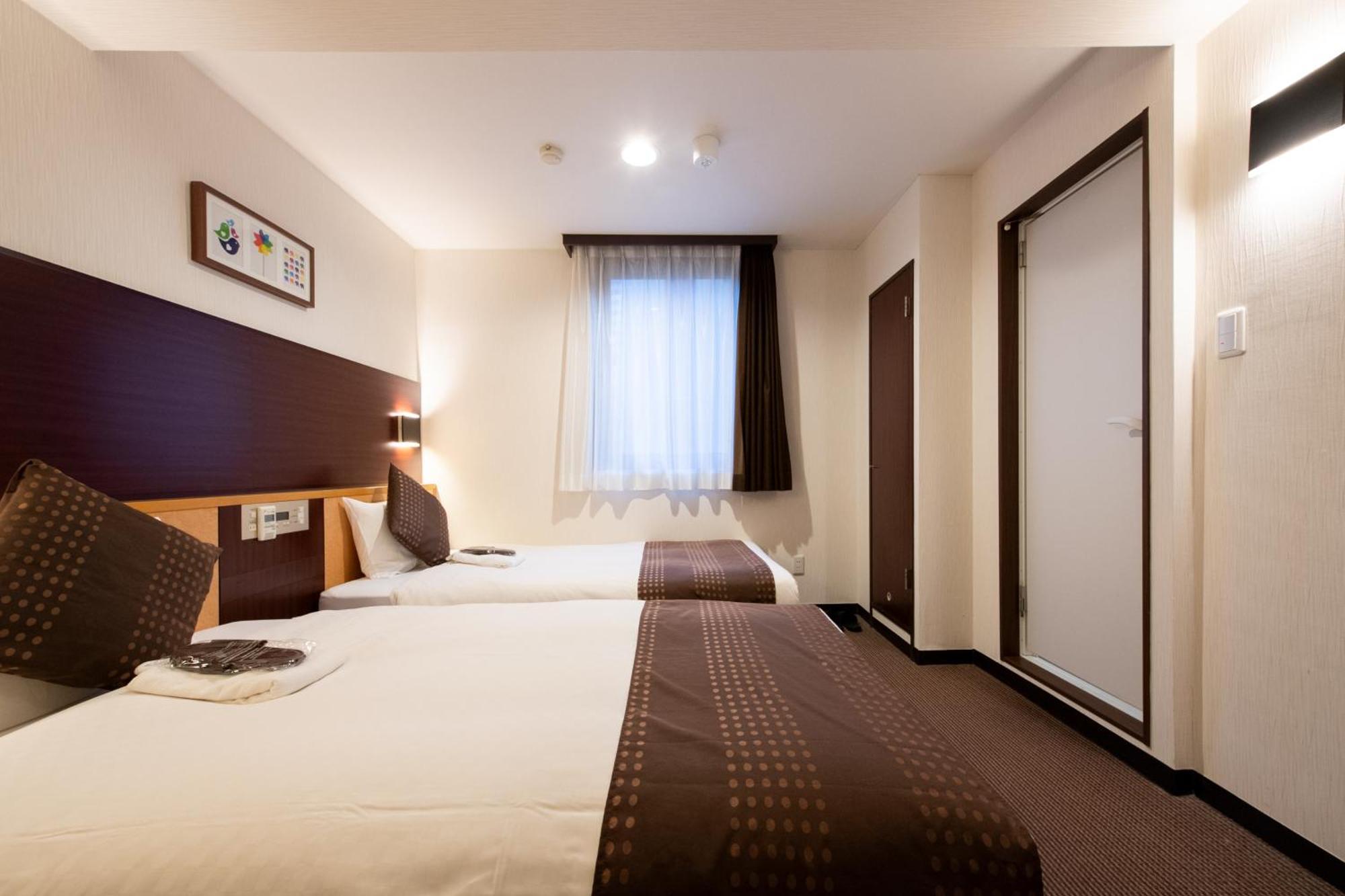 Ueno First City Hotel Токио Экстерьер фото