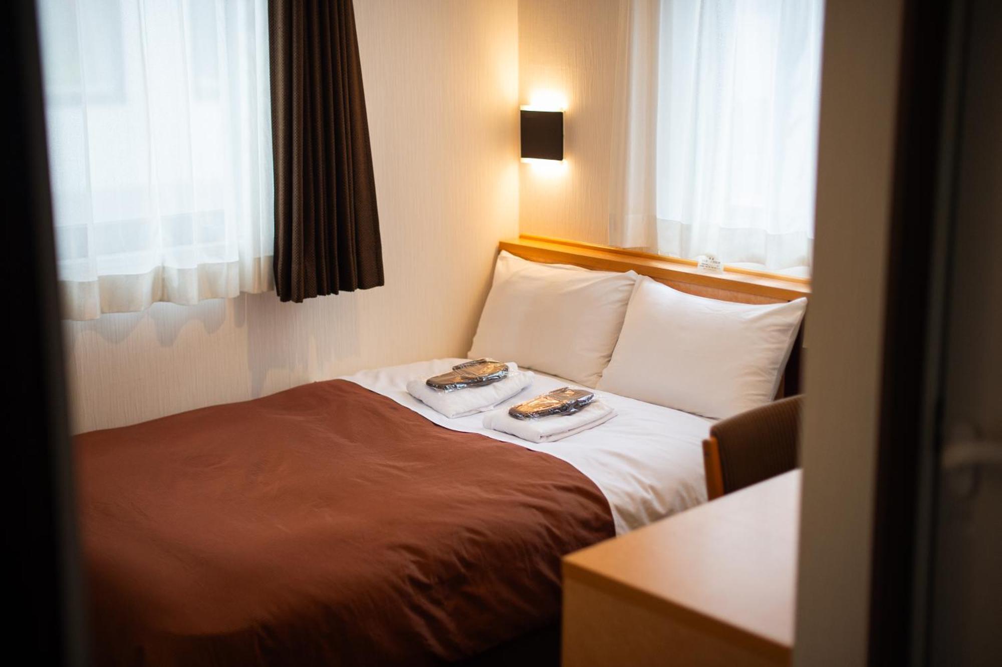 Ueno First City Hotel Токио Экстерьер фото